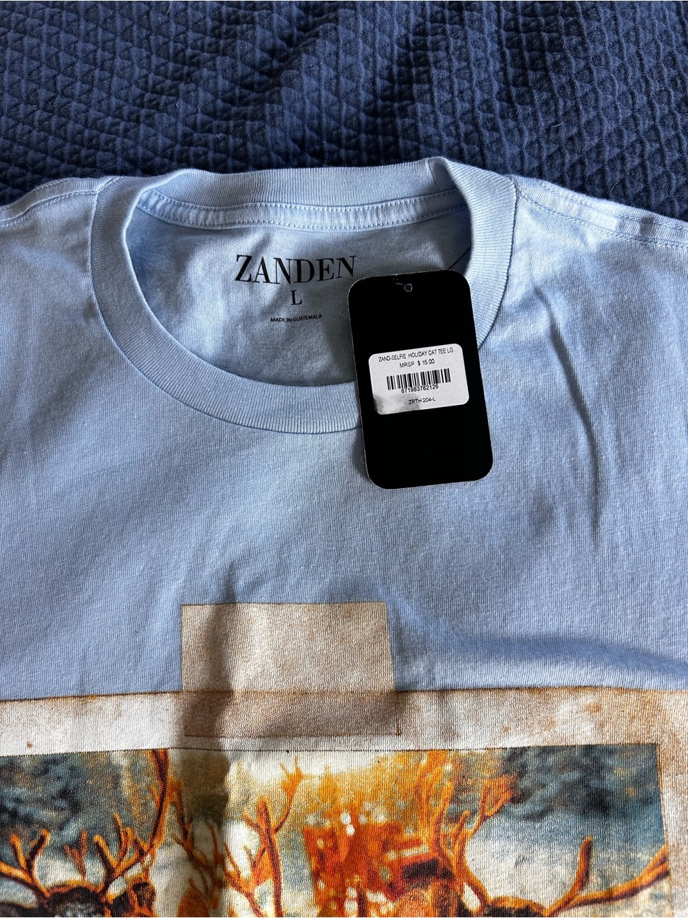 Zanden | Light Blue Graphic Short Sleeve Tee with Animal Print - Picture 2 of 2
